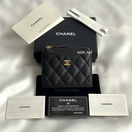 [국내배송] 샤넬 클래식 지퍼 카드 지갑 블랙